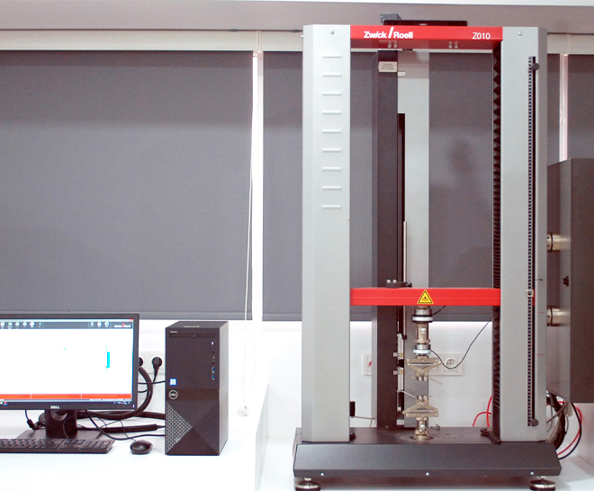 TENSILE AND BREAKING TEST MACHINE